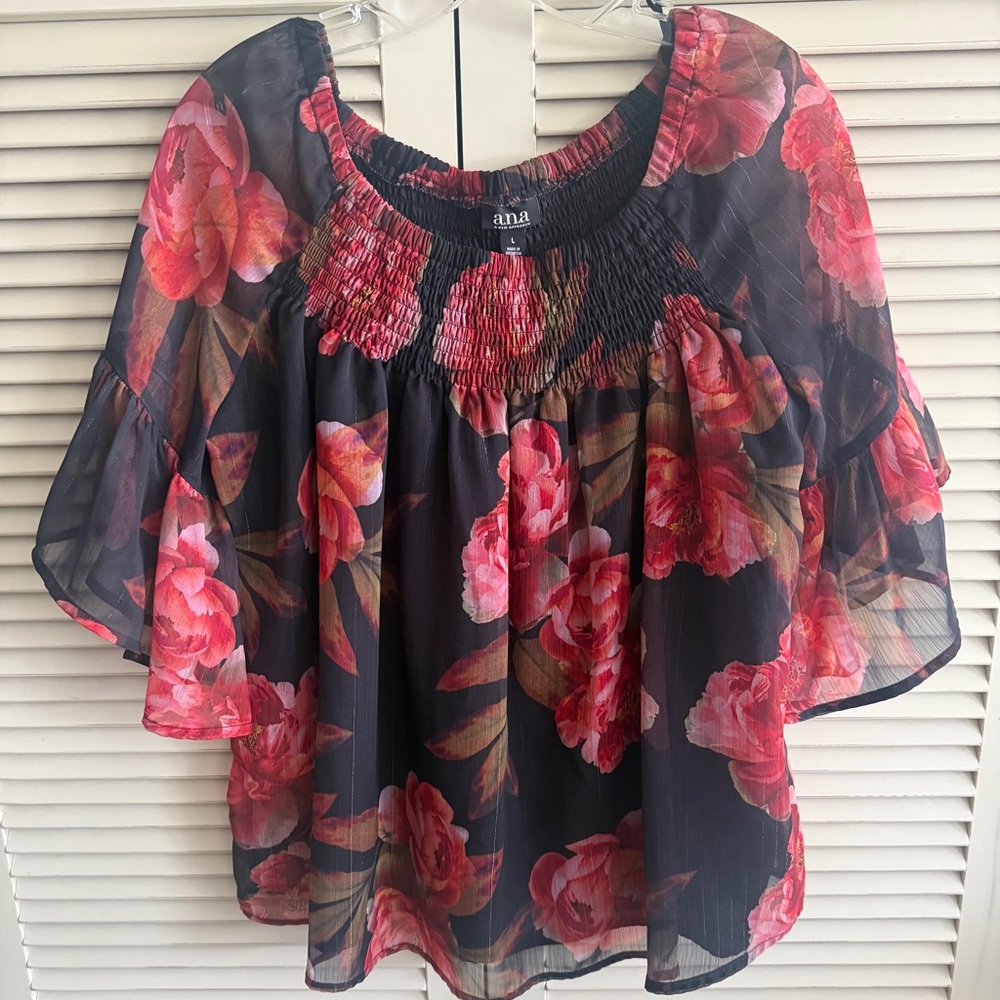 a.n.a Women's Floral Blouse - Black and Red